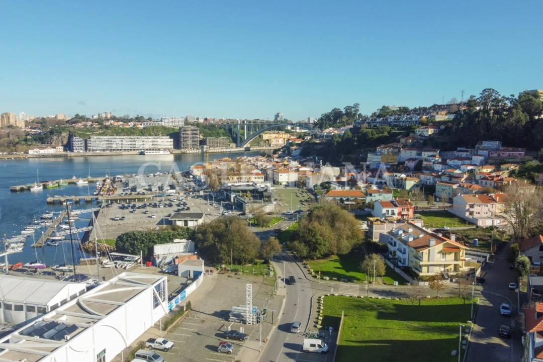 Moradia T4 para Venda em Canidelo Foto 46