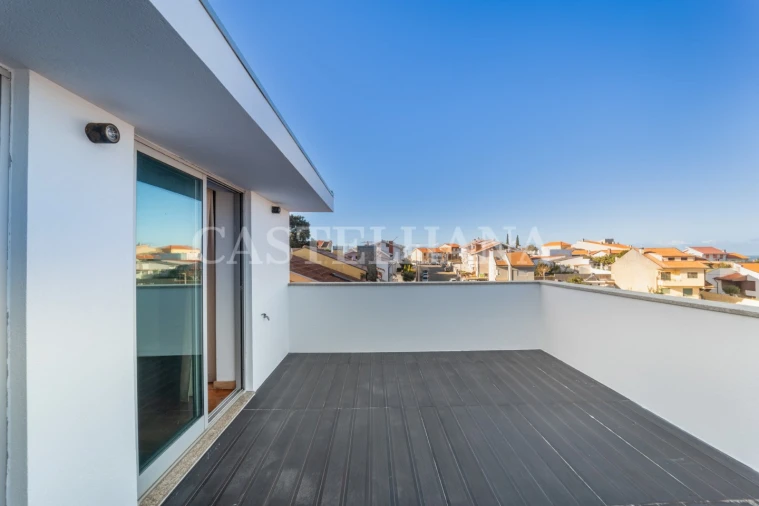 Moradia T4 para Venda em Canidelo Foto 9