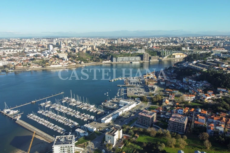 Moradia T4 para Venda em Canidelo Foto 48