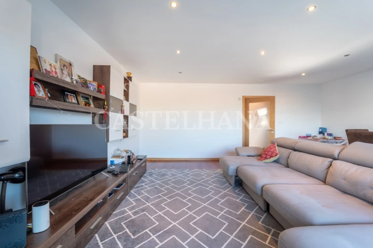 Moradia T4 para Venda em Canidelo Foto 14