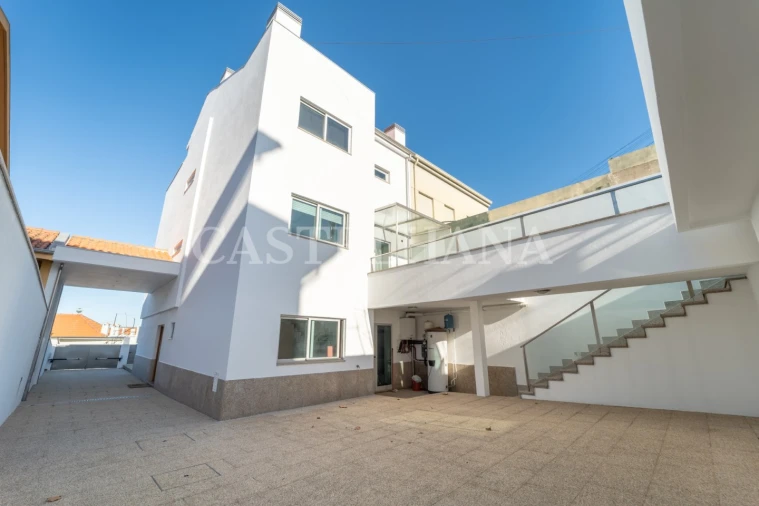 Moradia T4 para Venda em Canidelo Foto 22