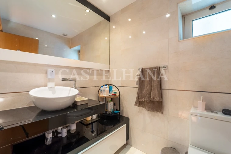 Moradia T4 para Venda em Canidelo Foto 24