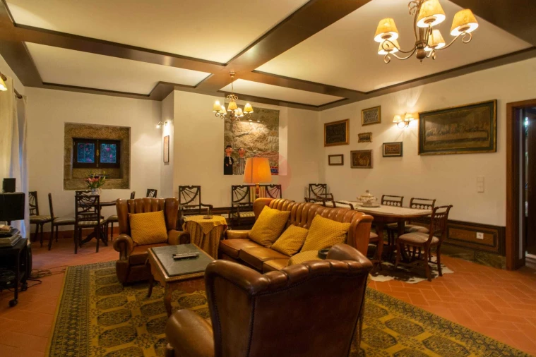 Moradia T7 para Venda em Monção e Troviscoso Foto 2