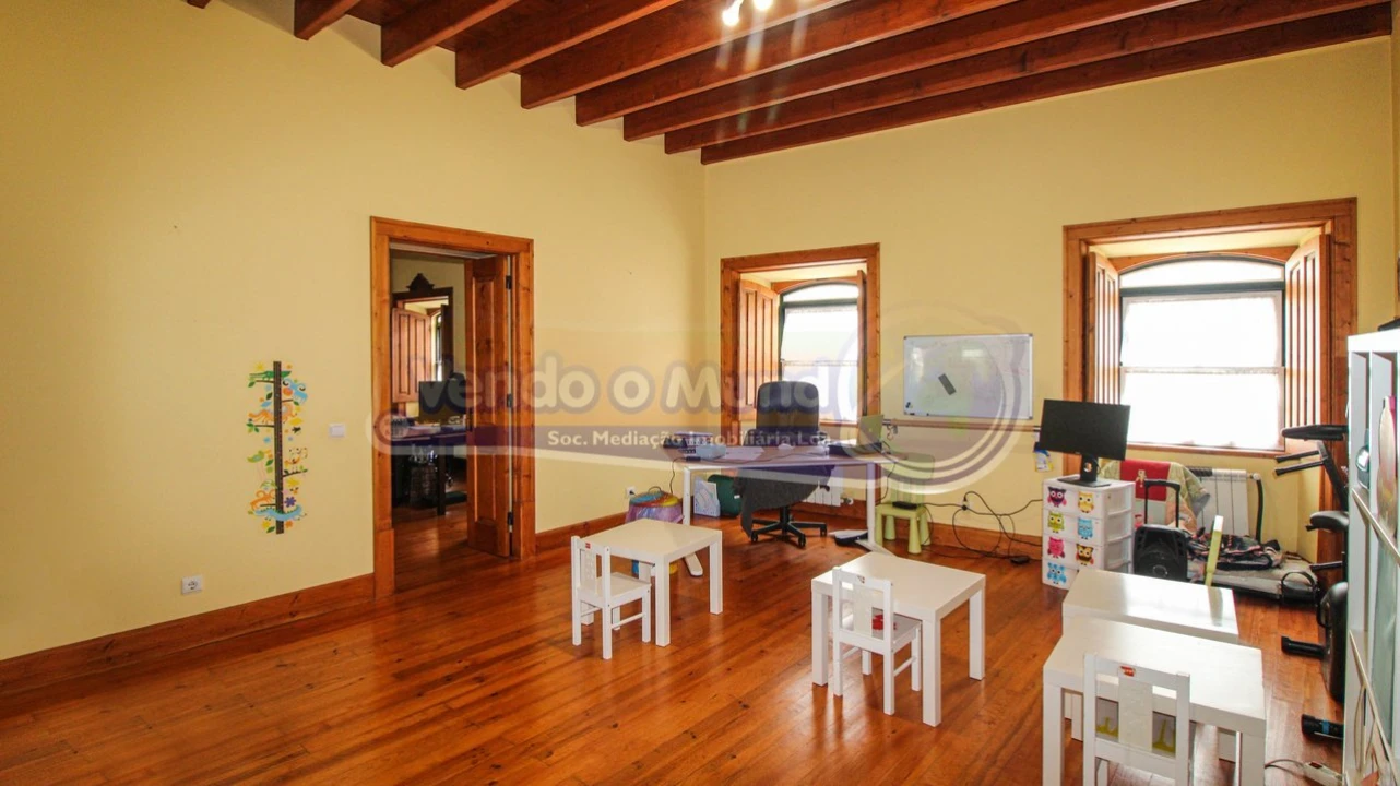 Moradia T9 para Venda em Benavente Foto 16
