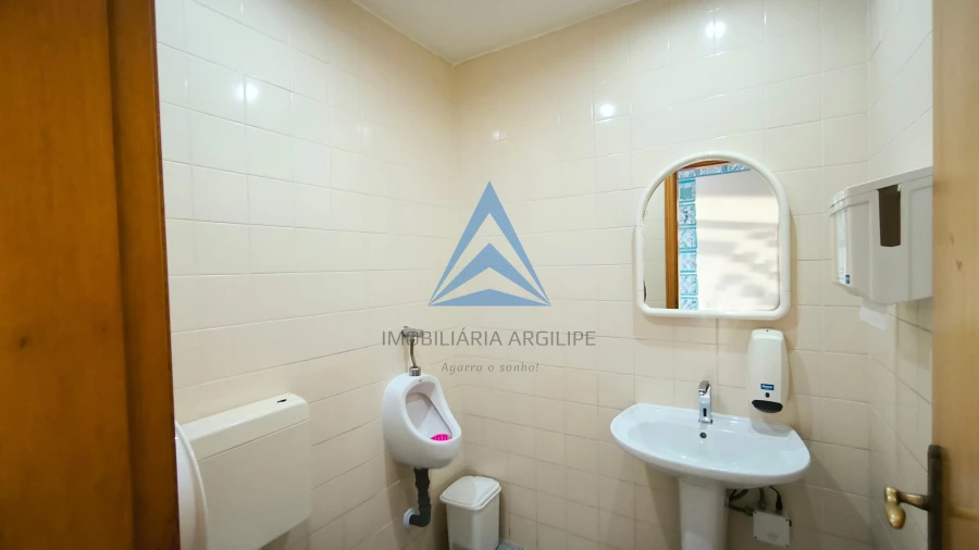 Negócio para Venda em Vila Nova da Barquinha Foto 19