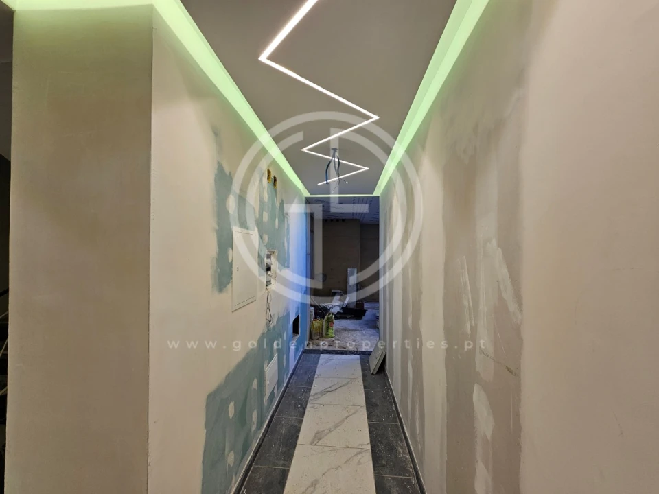 Prédio para Venda em Faro (Sé e São Pedro) Foto 6