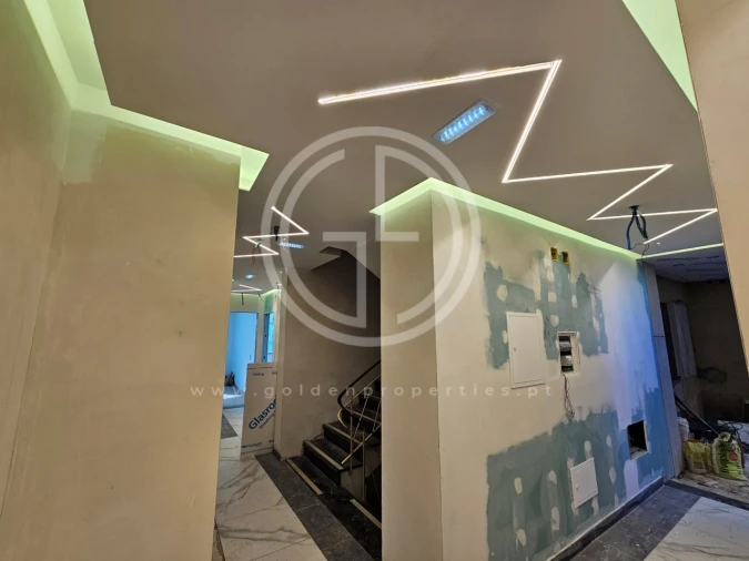 Prédio para Venda em Faro (Sé e São Pedro) Foto 3