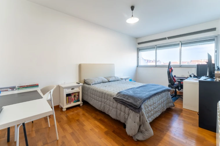Apartamento T4 para Venda em Alcobaça e Vestiaria Foto 33