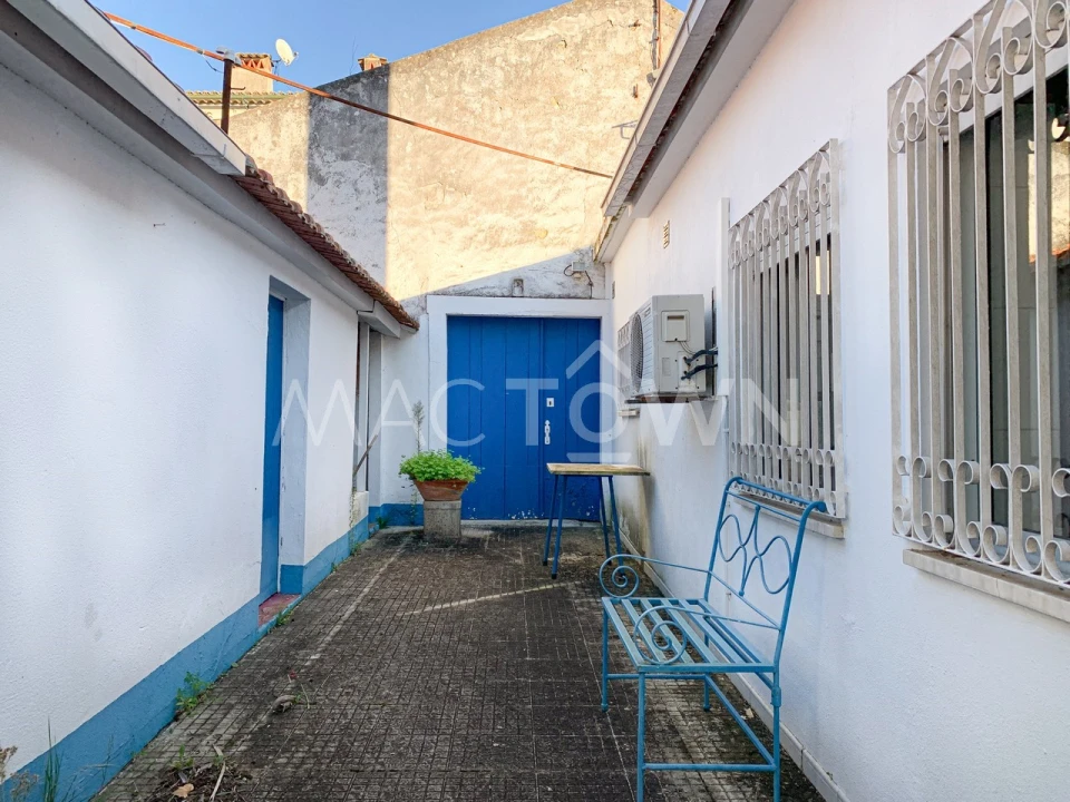 Moradia T4 para Venda em Alcanena e Vila Moreira Foto 2