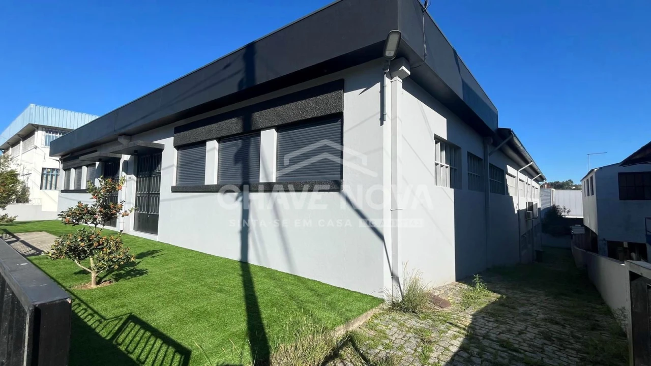 Negócio para Venda em São João da Madeira Foto 1