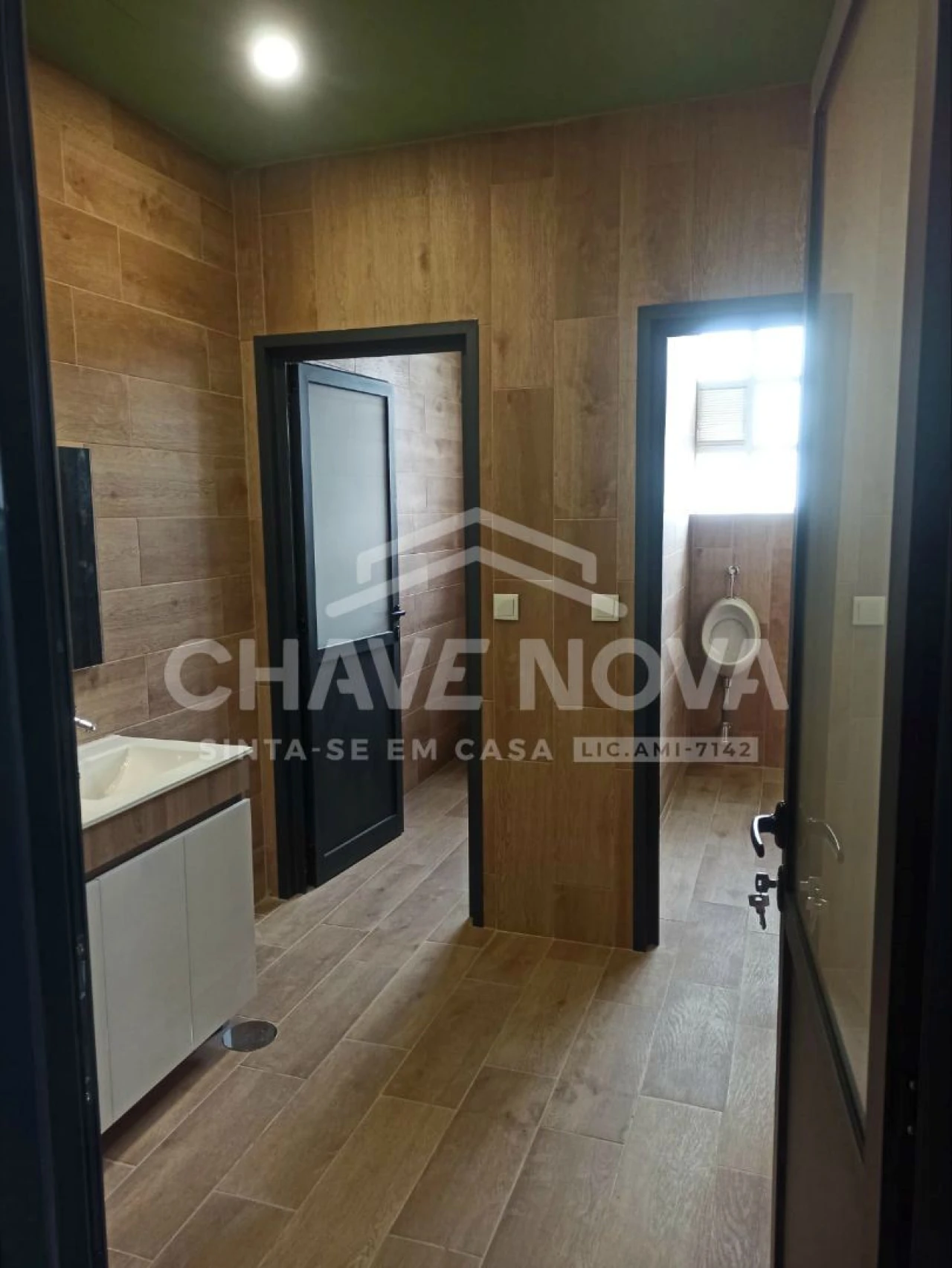 Negócio para Venda em São João da Madeira Foto 8