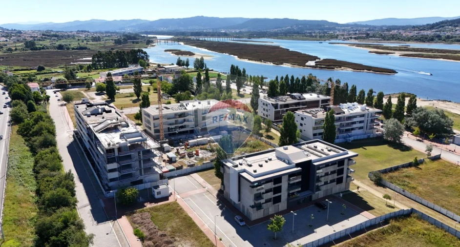 Apartamento T2 para Venda em Santa Maria Maior e Monserrate e Meadela Foto 16