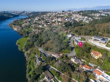 Terreno para Venda em Gondomar (São Cosme), Valbom e Jovim