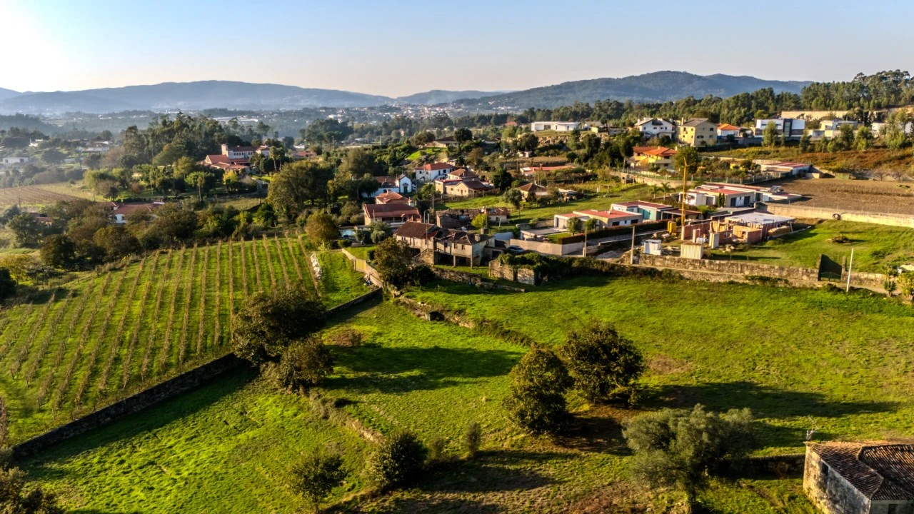Quinta T4 para Venda em Areias de Vilar e Encourados Foto 8