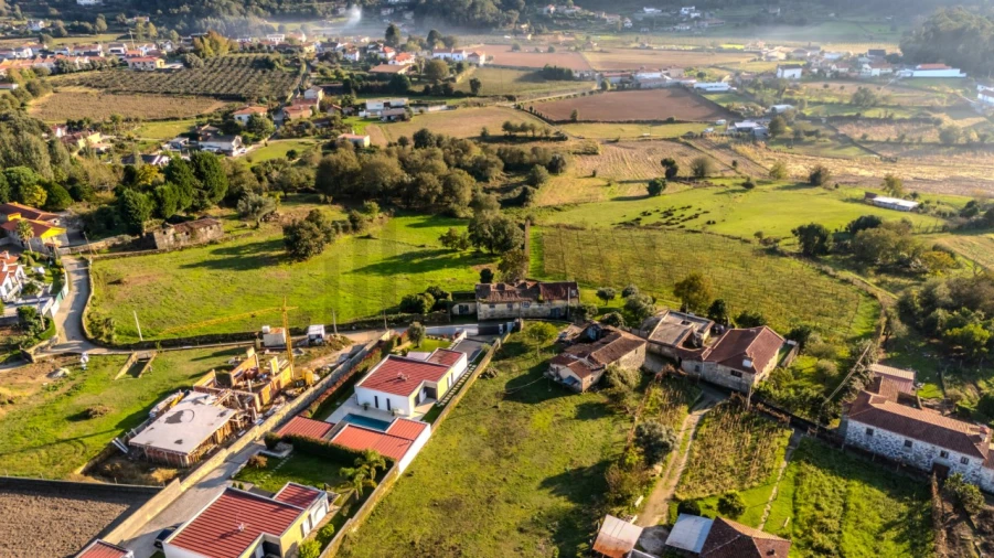Quinta T4 para Venda em Areias de Vilar e Encourados Foto 3