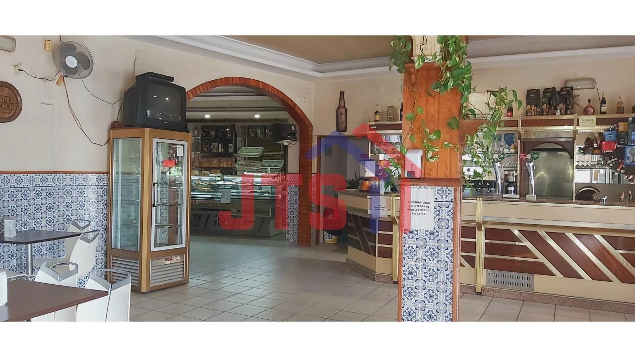 Negócio para Venda em Bustos, Troviscal e Mamarrosa Foto 1