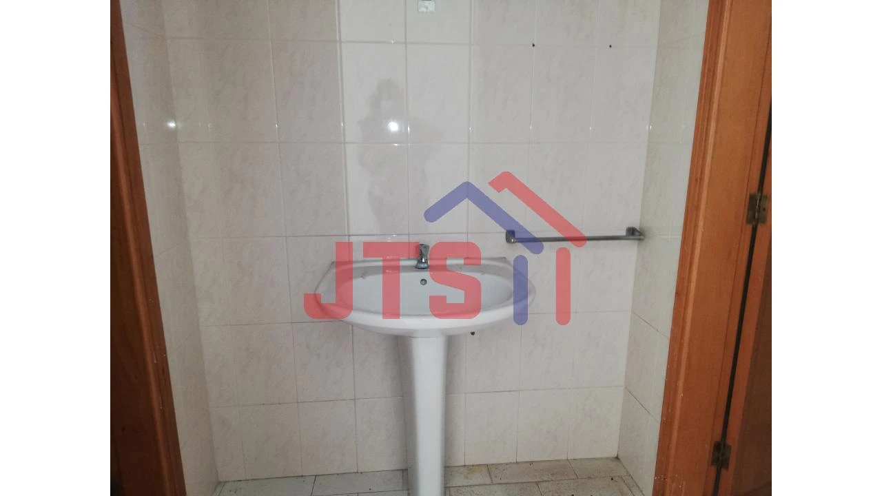 Negócio para Venda em Oliveira do Bairro Foto 6