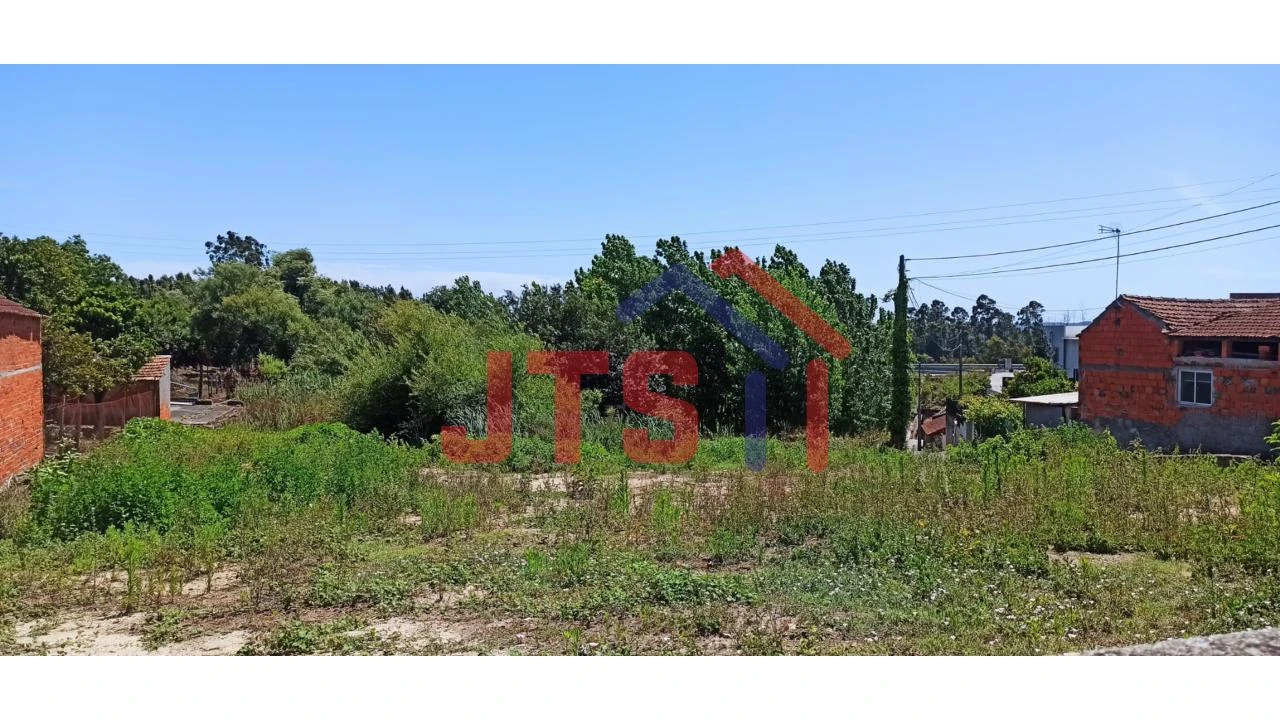 Terreno para Venda em Requeixo, Nossa Senhora de Fátima e Nariz Foto 1