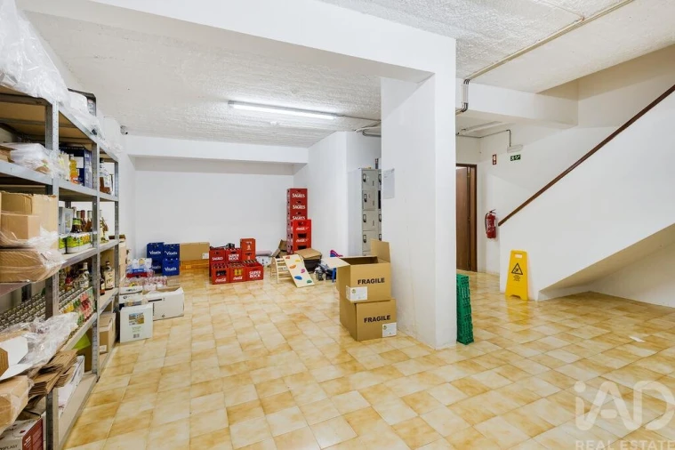 Loja para Venda em Lagos (São Sebastião e Santa Maria) Foto 16