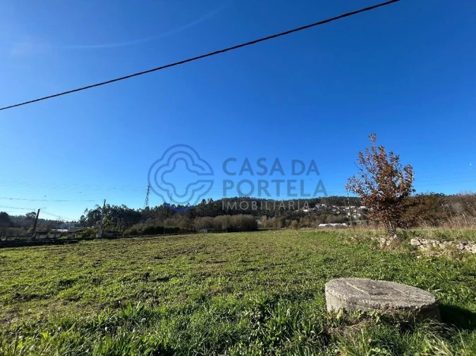 Terreno para Venda em Romariz Foto 3