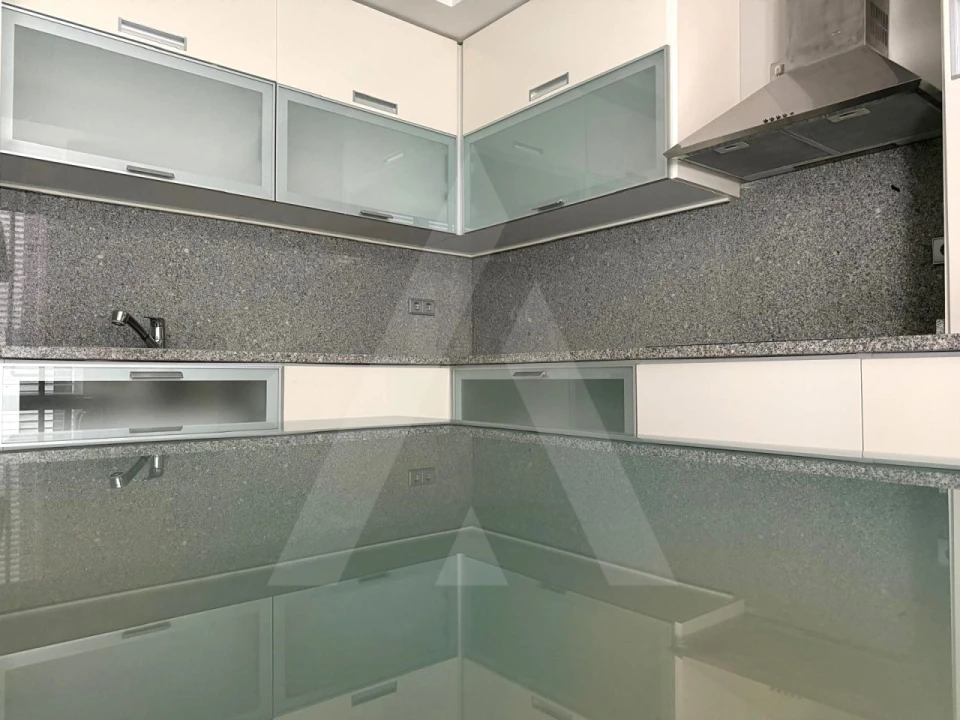 Apartamento T3 para Arrendamento em Glória e Vera Cruz Foto 9