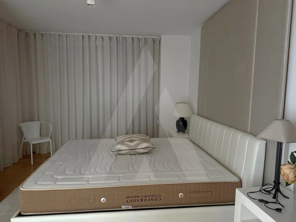 Apartamento T3 para Arrendamento em Glória e Vera Cruz Foto 11
