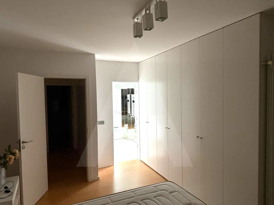 Apartamento T3 para Arrendamento em Glória e Vera Cruz Foto 13