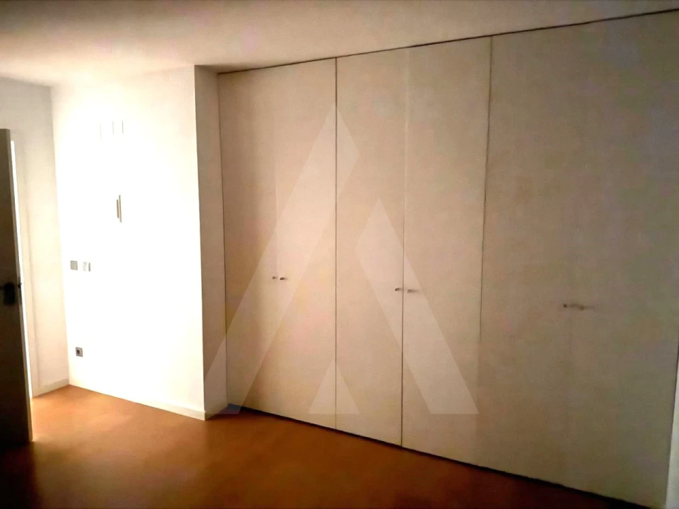 Apartamento T3 para Arrendamento em Glória e Vera Cruz Foto 15