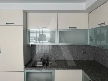 Apartamento T3 para Arrendamento em Glória e Vera Cruz