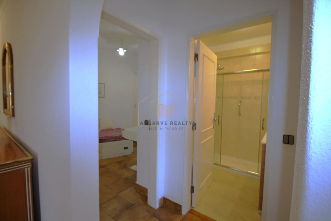 Apartamento T2 para Venda em Portimão Foto 13