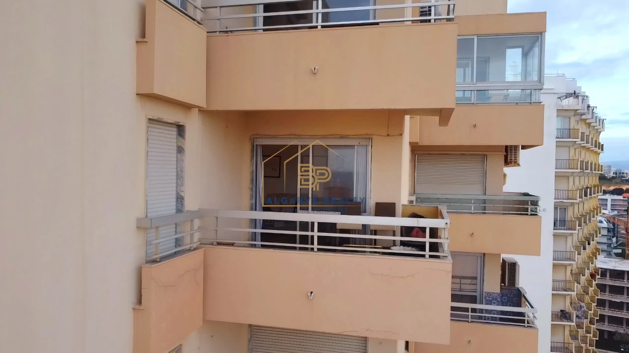 Apartamento T2 para Venda em Portimão Foto 17