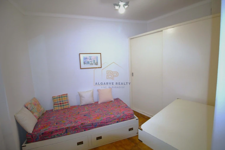 Apartamento T2 para Venda em Portimão Foto 12