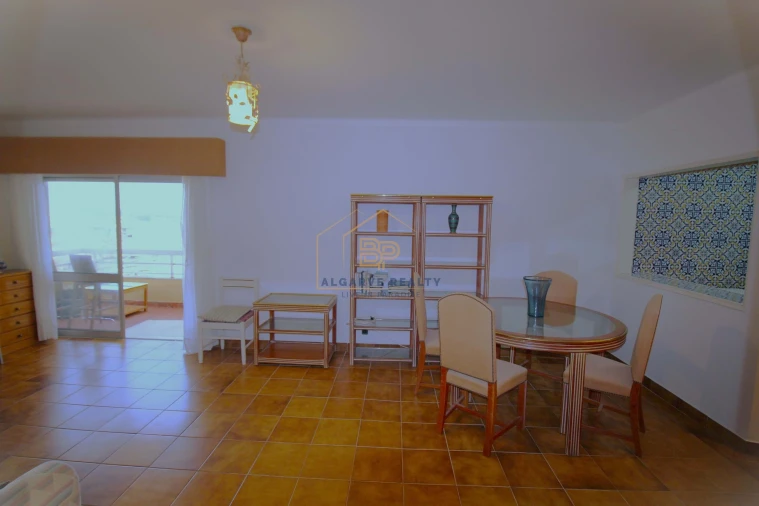 Apartamento T2 para Venda em Portimão Foto 7