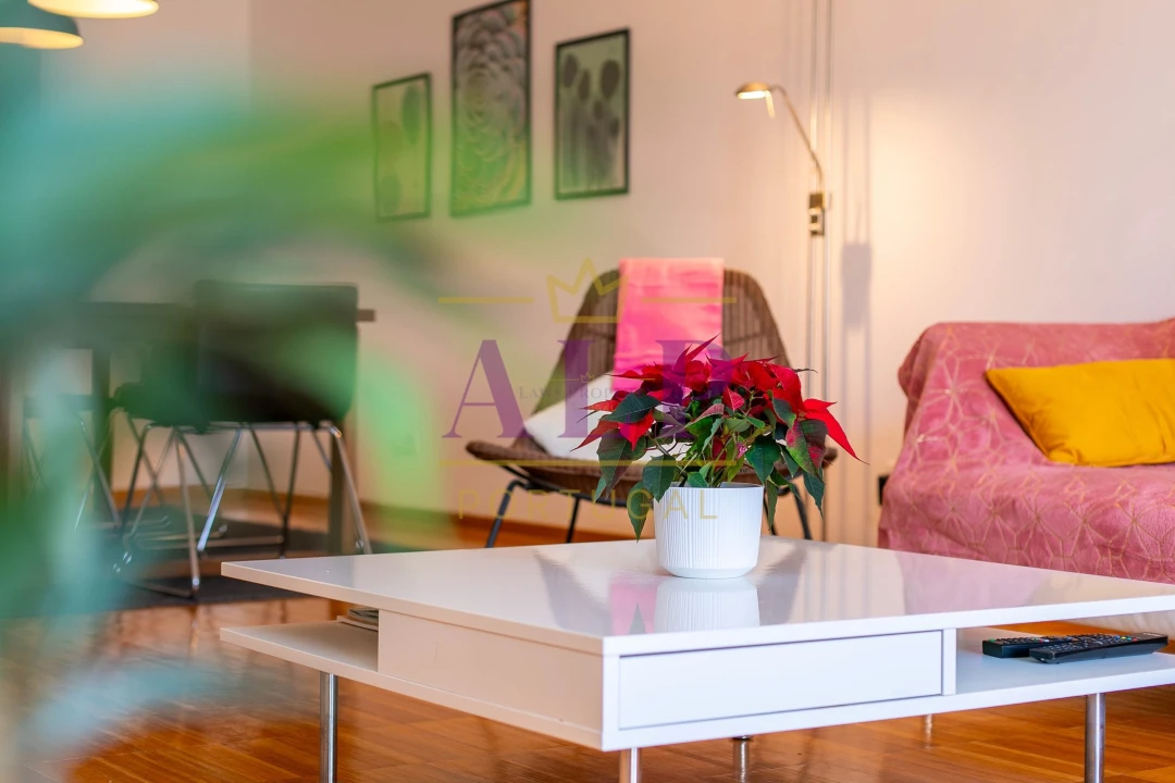 Apartamento T2 para Venda em Lagos (São Sebastião e Santa Maria) Foto 8