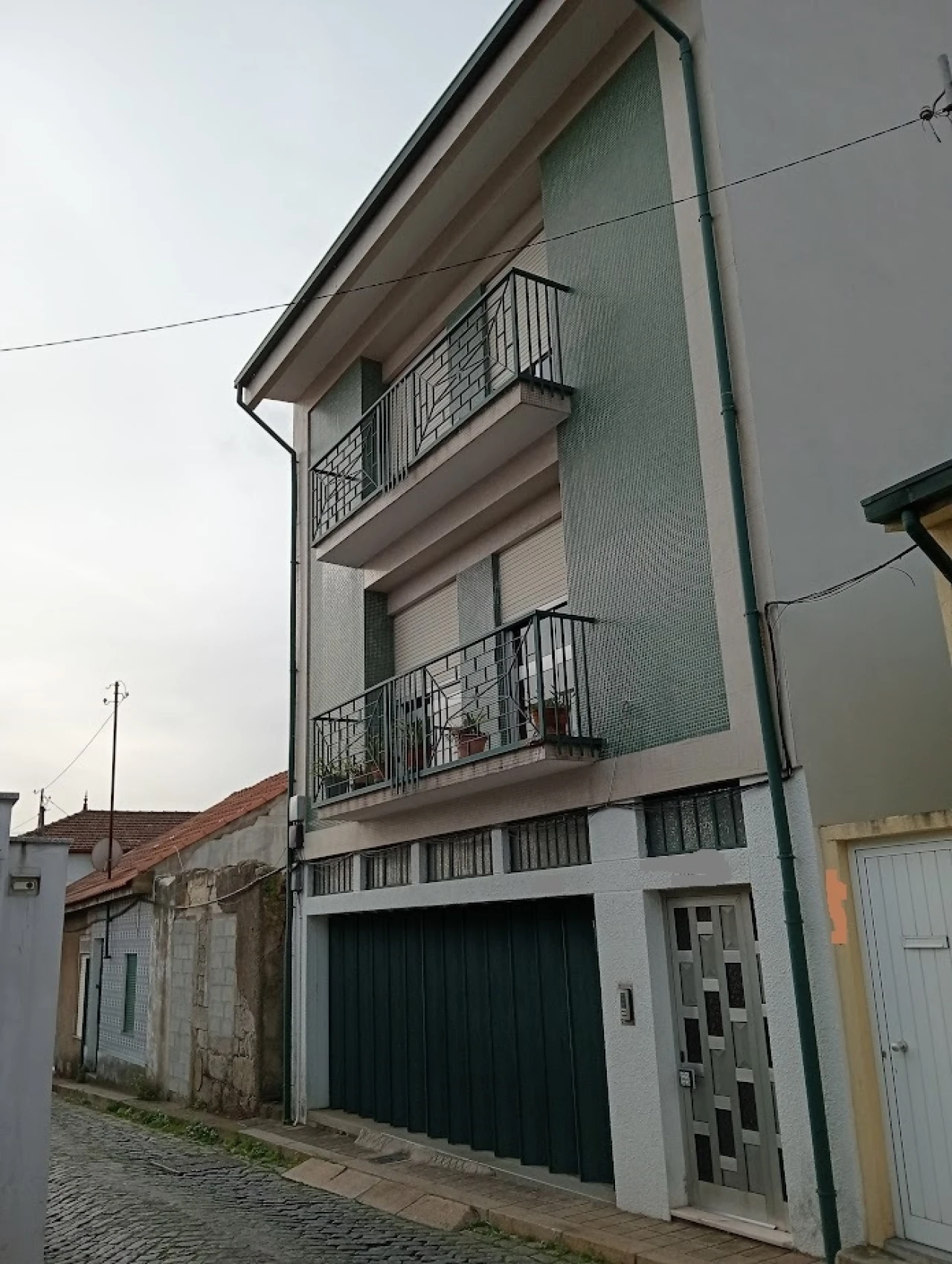 Prédio para Venda em Campanhã Foto 1