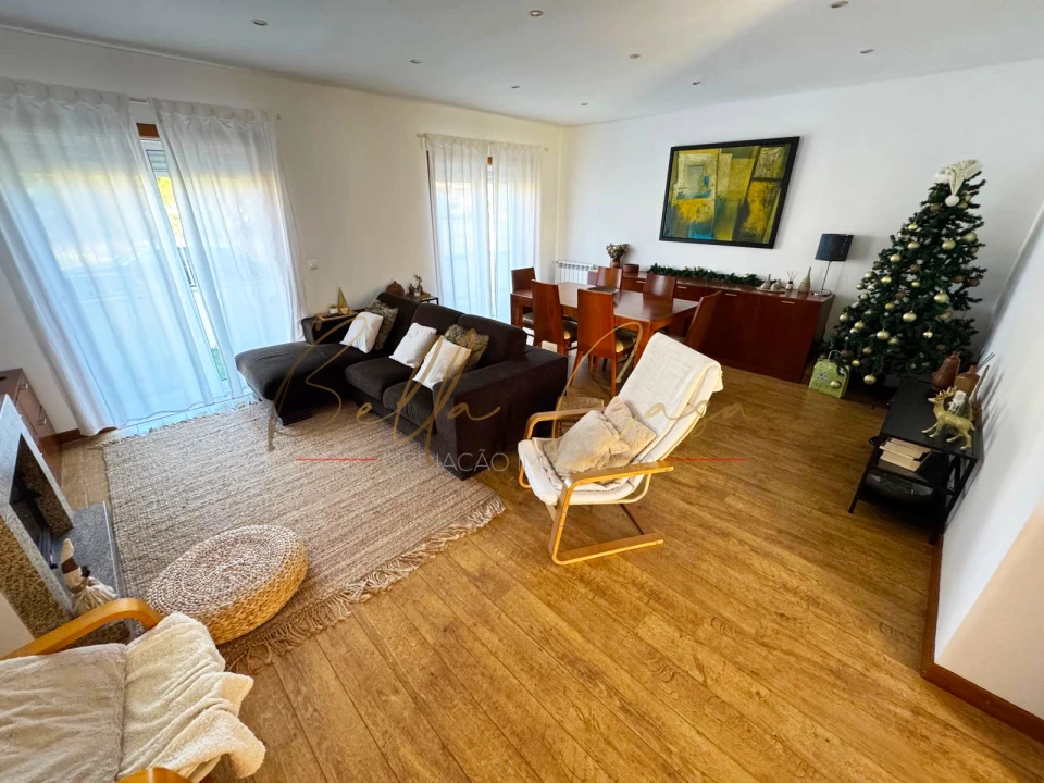 Moradia T3 para Venda em Gafanha da Nazaré Foto 1