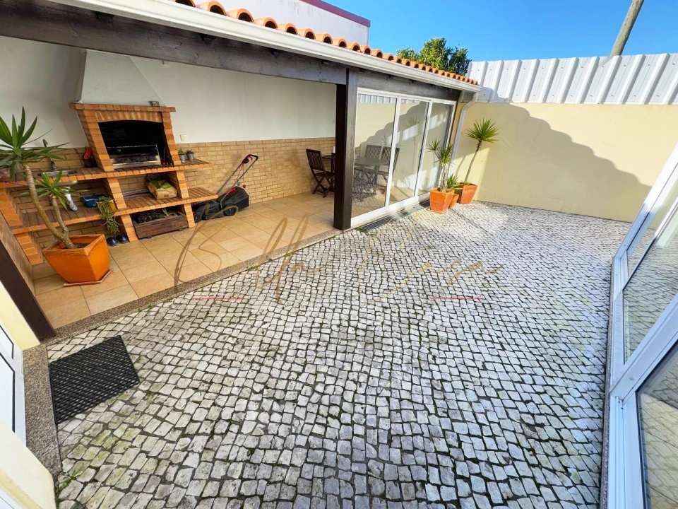 Moradia T3 para Venda em Gafanha da Nazaré Foto 8