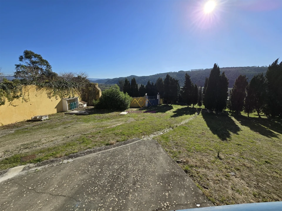 Quinta T0 para Venda em Valado dos Frades Foto 66