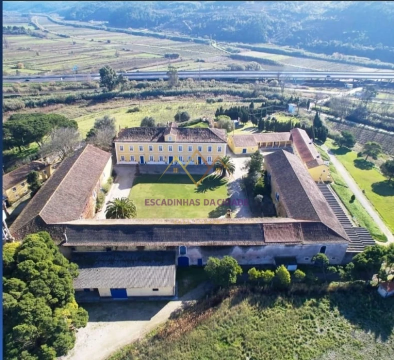 Quinta T0 para Venda em Valado dos Frades Foto 2