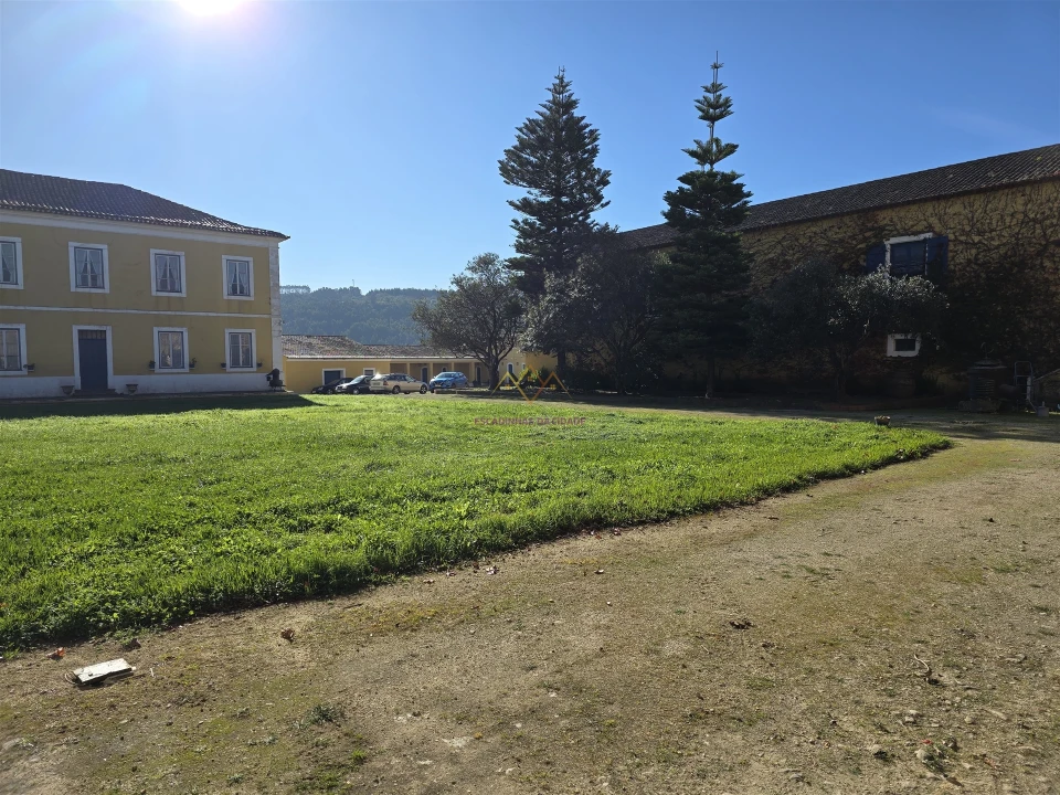 Quinta T0 para Venda em Valado dos Frades Foto 8