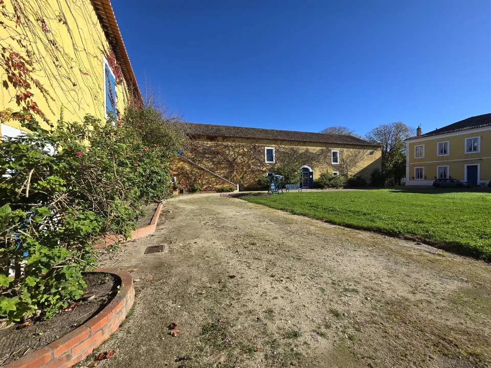 Quinta T0 para Venda em Valado dos Frades Foto 4