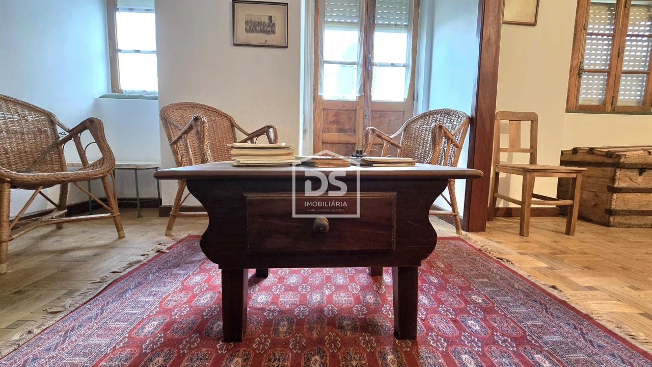 Moradia T4 para Venda em Moimentinha Foto 27