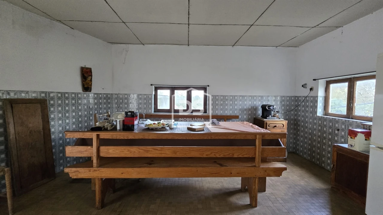 Moradia T4 para Venda em Moimentinha Foto 45