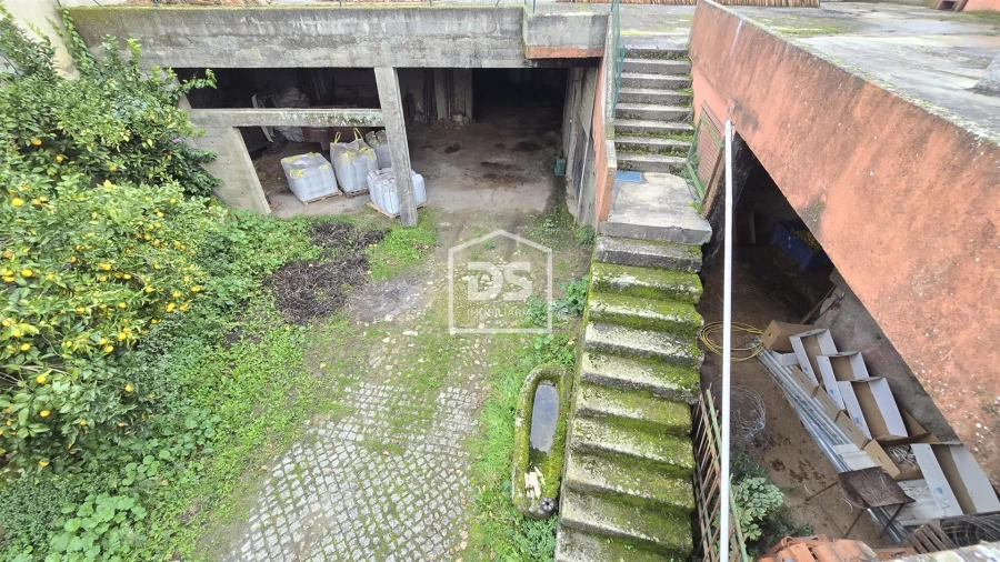 Moradia T4 para Venda em Moimentinha Foto 19