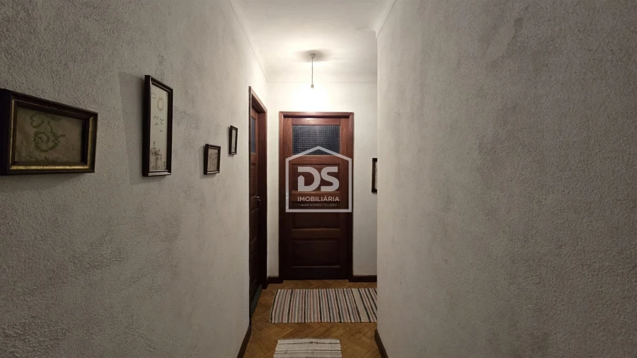 Moradia T4 para Venda em Moimentinha Foto 39