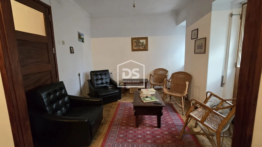 Moradia T4 para Venda em Moimentinha Foto 28