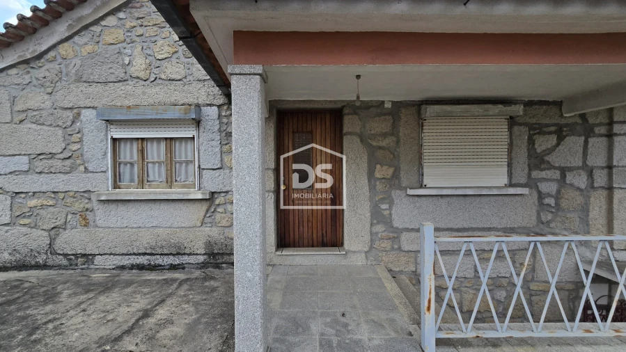 Moradia T4 para Venda em Moimentinha Foto 22