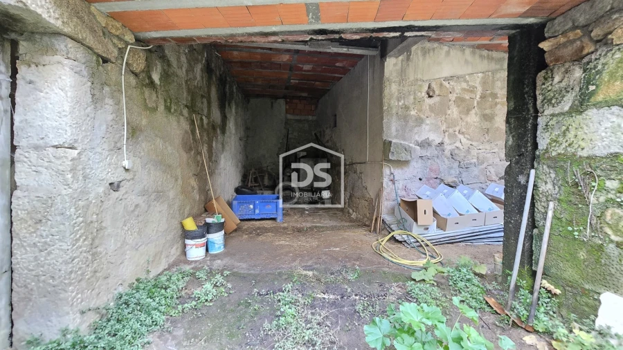 Moradia T4 para Venda em Moimentinha Foto 13