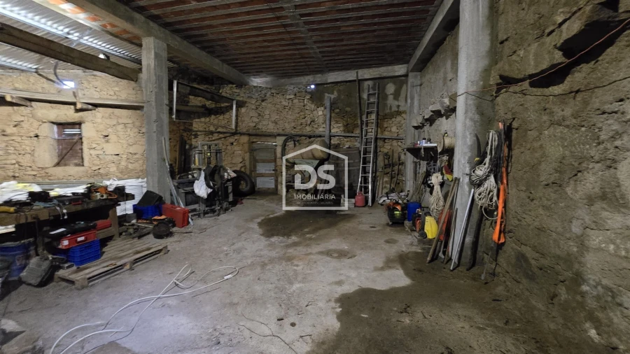 Moradia T4 para Venda em Moimentinha Foto 10