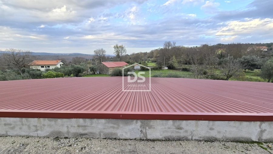 Moradia T4 para Venda em Moimentinha Foto 16